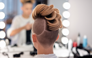 adulte-coiffure-epi-miroir-lumineux